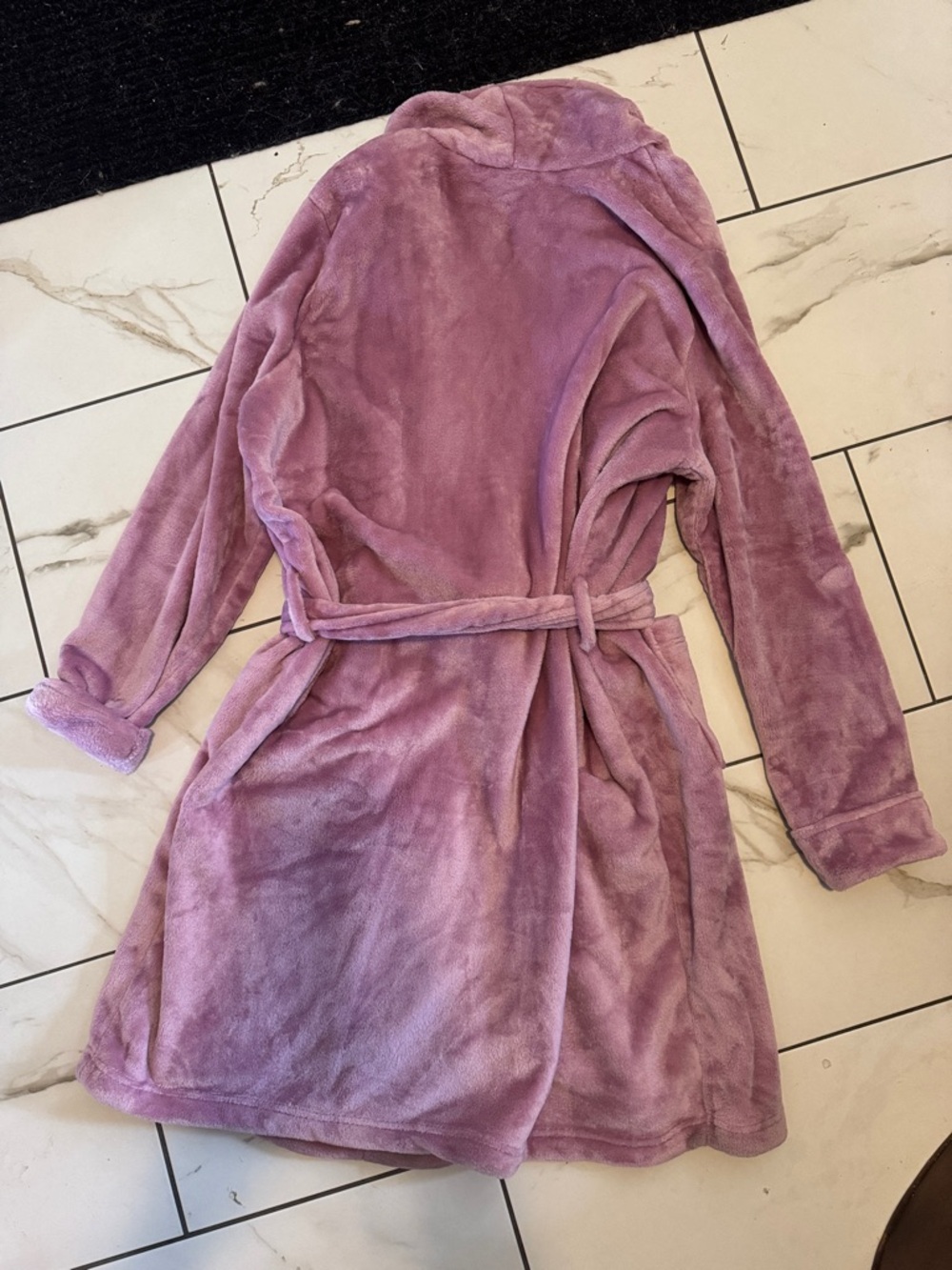 Plush Light Purple Lounge Robe - Picture 4 of 4